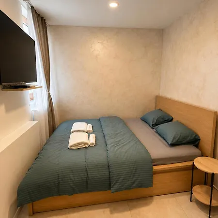Apartment Lan Urban With Prime Location And Parking *