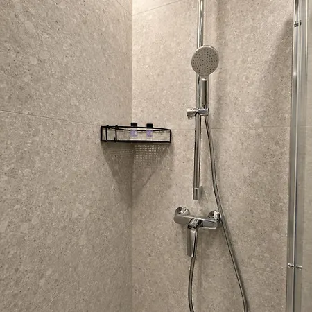 Apartment Lan Urban With Prime Location And Parking