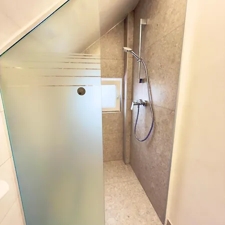 Lan Urban With Prime Location And Parking Apartment